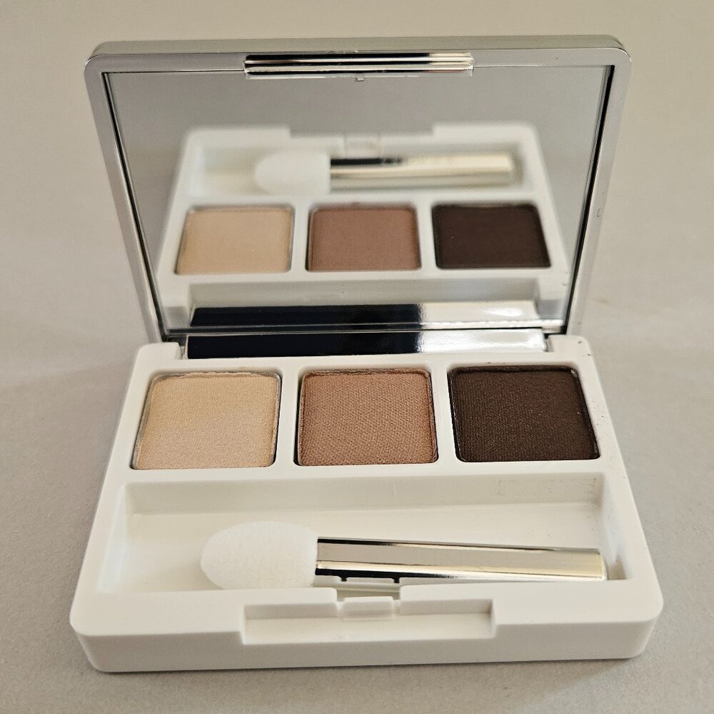 Clinique All About Shadow Trio- Shade from Neutral Territory + Fawn Satin + Java